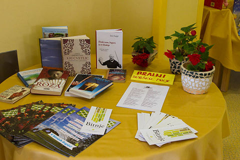 Razstava KUD 2011 07.jpg