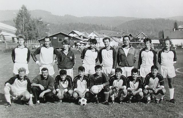 NK Bitnje 1990 91 clani.JPG
