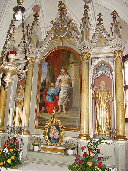Slika:Cerkev sv Tomaza Zg Bitnje oltar.JPG