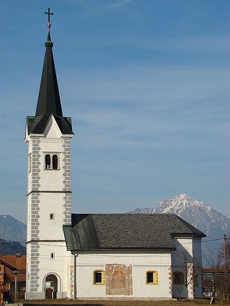 Slika:Cerkev sv Miklavza Sp Bitnje 2.JPG