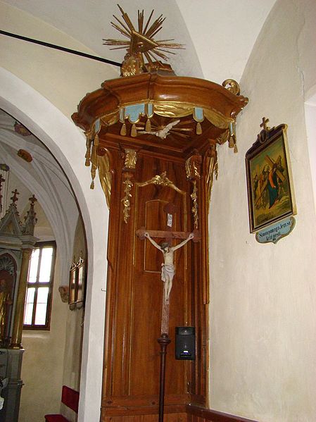 Slika:Cerkev sv Tomaza Zg Bitnje notranjost.JPG