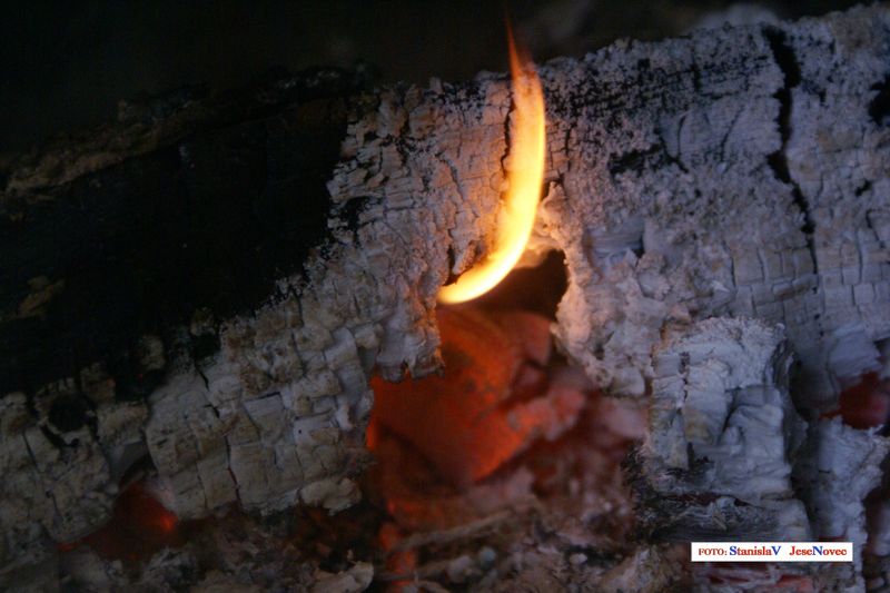 Slika:Ks ogrevanje z biomaso DSC03484.JPG